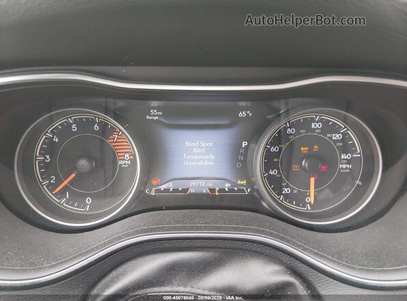 1C4PJMMX7MD234810 2021 JEEP CHEROKEE White Widok tylnych siedzeń