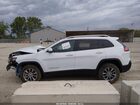 2021 Jeep Cherokee Latitude Lux 4x4 White vin: 1C4PJMMX7MD234810