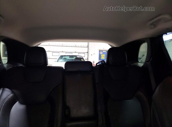 1C4PJMMX9MD117178 2021 JEEP CHEROKEE Black Widok tylnych siedzeń