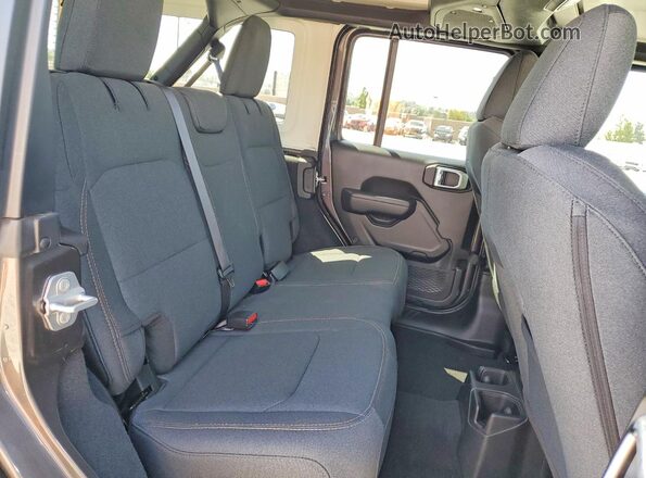 1C4PJXDG5SW548281 2025 JEEP WRANGLER Charcoal Widok tylnych siedzeń