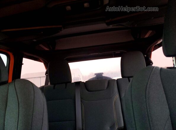 1C4PJXDNXSW593151 2025 JEEP WRANGLER Orange Вид задніх сидінь