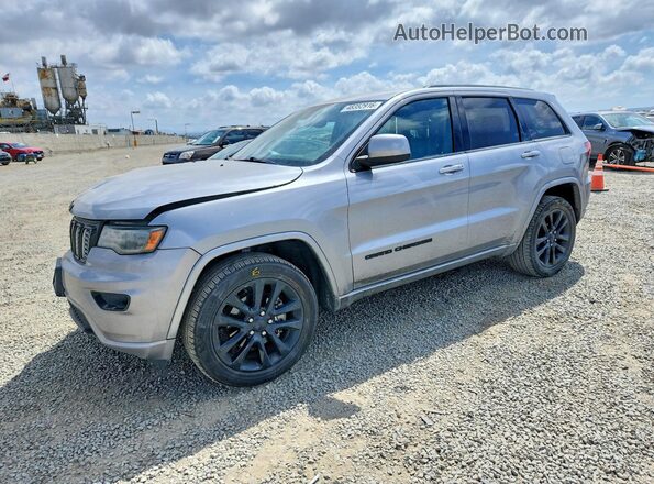 1C4RJEAG7LC380146 2020 JEEP GRAND Серебряный Передняя левая четверть