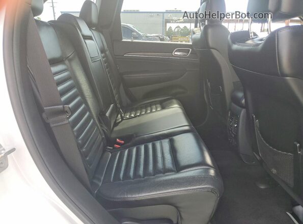 1C4RJEBG3JC238811 2018 JEEP GRAND White Widok wnętrza z tyłu