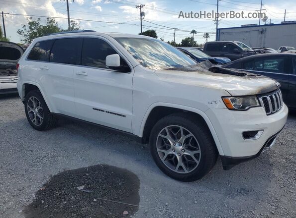 1C4RJEBG3JC238811 2018 JEEP GRAND White Przód prawy