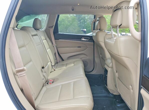1C4RJEBG6JC208718 2018 JEEP GRAND White Rear seats view