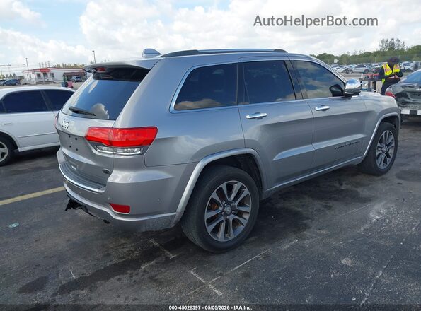 1C4RJECG8HC696773 2017 JEEP GRAND CHEROKEE Серебряный Задняя правая четверть