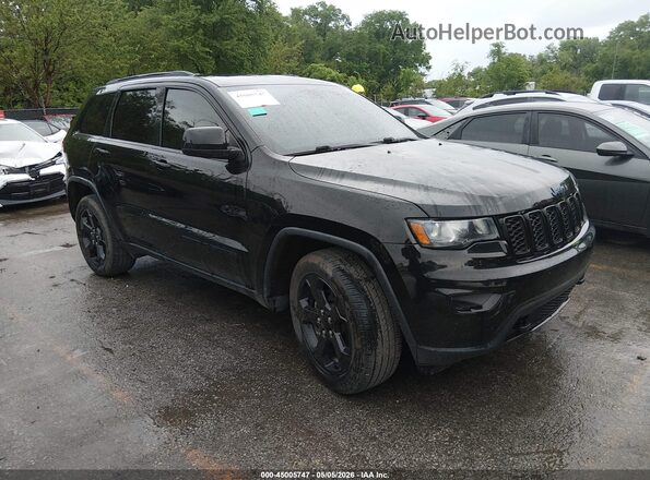1C4RJFAG1JC484392 2018 JEEP GRAND CHEROKEE Черный Передняя правая четверть