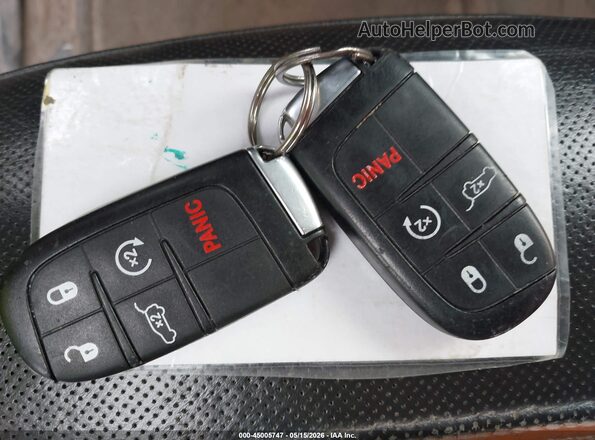 1C4RJFAG1JC484392 2018 JEEP GRAND CHEROKEE Черный Вид панели приборов