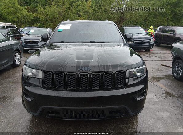 1C4RJFAG1JC484392 2018 JEEP GRAND CHEROKEE Черный Вид щитка приборов
