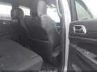 2017 Jeep Grand Cherokee Laredo 4x4 Серебряный vin: 1C4RJFAG8HC844123
