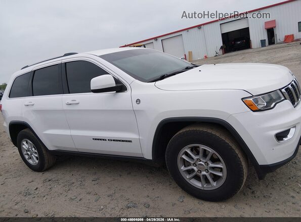 1C4RJFAG9KC537020 2019 JEEP GRAND CHEROKEE Белый Вид задней части салона