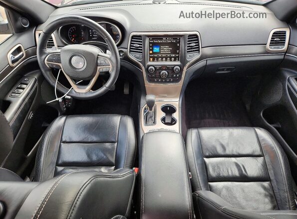 1C4RJFBG1HC921901 2017 JEEP GRAND Бордовый Вид панели приборов