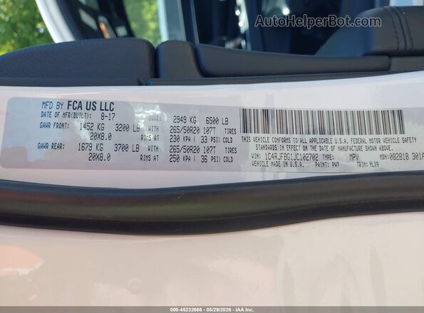1C4RJFBG1JC102702 2018 JEEP GRAND CHEROKEE White Vista del compartimento del motor