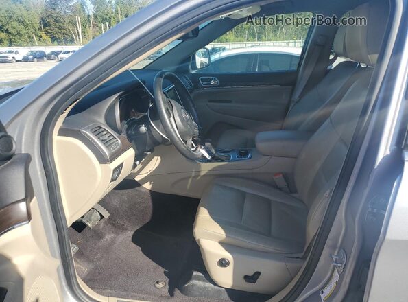 1C4RJFBG3JC445575 2018 JEEP GRAND Серебряный Вид салона спереди