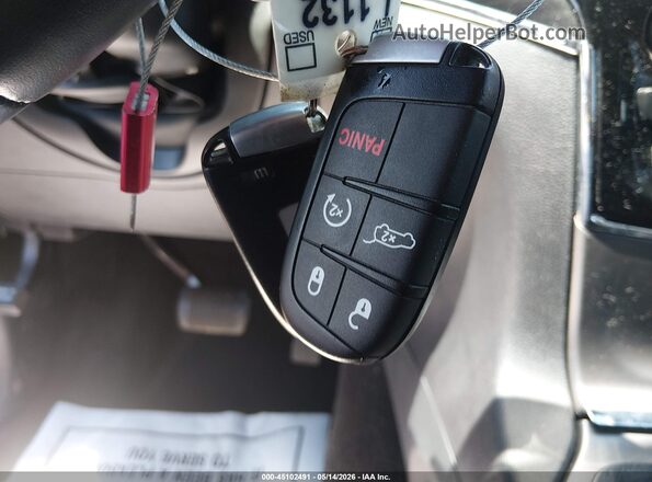 1C4RJFBG3LC122159 2020 JEEP GRAND CHEROKEE Красный Вид панели приборов