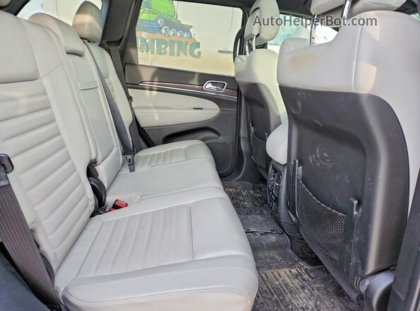 1C4RJFBG4JC191455 2018 JEEP GRAND Blue Widok wnętrza z tyłu