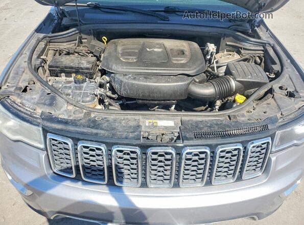 1C4RJFBG5JC287580 2018 JEEP GRAND Серебряный Вид задней части салона