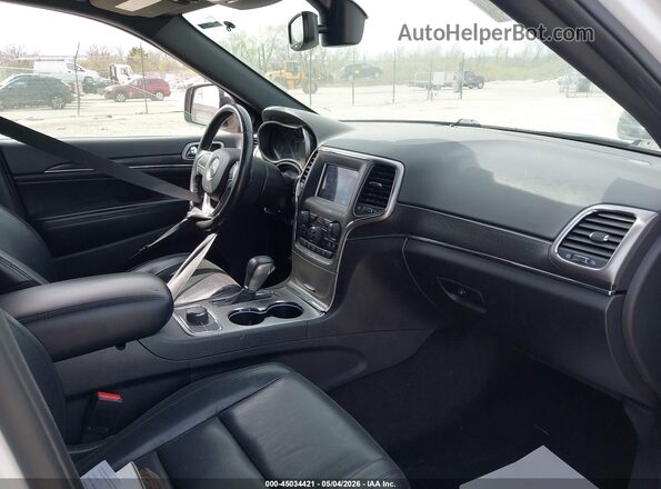 1C4RJFBG7JC379533 2018 JEEP GRAND CHEROKEE White Widok wnętrza z przodu