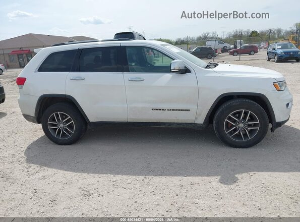1C4RJFBG7JC379533 2018 JEEP GRAND CHEROKEE White Widok wnętrza z tyłu