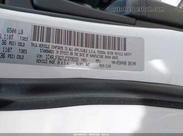 1C4RJFBG7JC379533 2018 JEEP GRAND CHEROKEE White Widok komory silnika