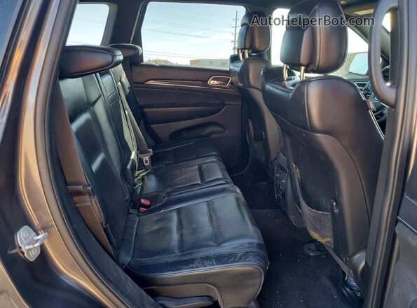 1C4RJFCG8JC420833 2018 JEEP GRAND Black Widok wnętrza z tyłu