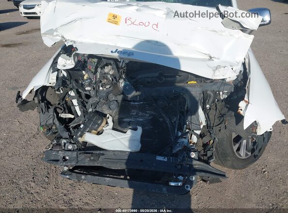 1C4RJFCG8JC509527 2018 JEEP GRAND CHEROKEE Белый Вид спереди