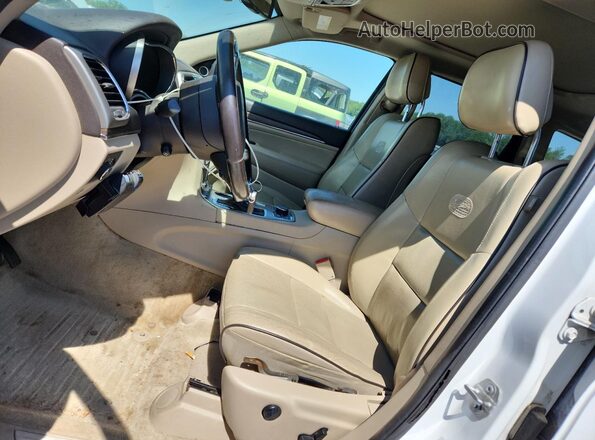 1C4RJFCT5GC351072 2016 JEEP GRAND White Front interior view