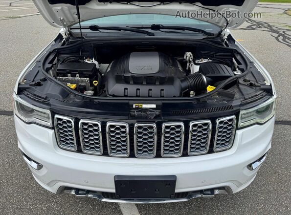 1C4RJFCT6JC104487 2018 JEEP GRAND White Front interior view