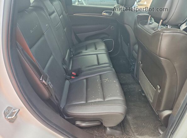 1C4RJFJT1JC394107 2018 JEEP GRAND White Вид задньої частини салону