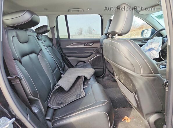 1C4RJHBG8PC530691 2023 JEEP GRAND Черный Вид задней части салона