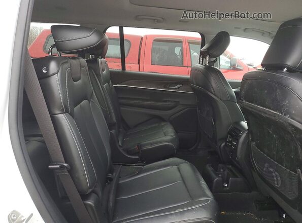 1C4RJKBG2R8917093 2024 JEEP GRAND Белый Вид задней части салона
