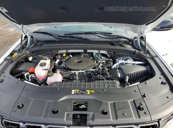 1C4RJKER9T8565585 2026 JEEP GRAND White Vista del compartimento del motor