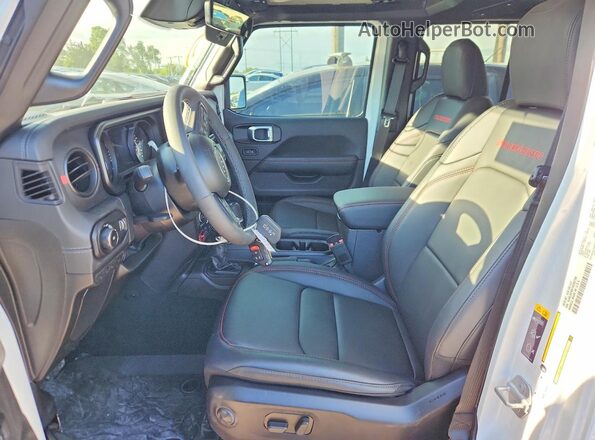 1C4RJXFNXTW232798 2026 JEEP WRANGLER White Front interior view