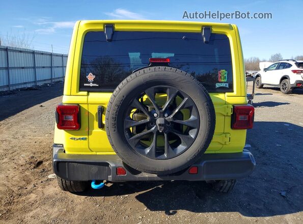 1C4RJXP66RW215254 2024 JEEP WRANGLER Желтый Вид сзади
