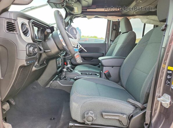 1C4RJXP67SW585330 2025 JEEP WRANGLER Gray წინა სალონის ხედი