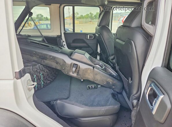 1C4RJXSJ2TW246763 2026 JEEP WRANGLER White უკანა სავარძლების ხედი