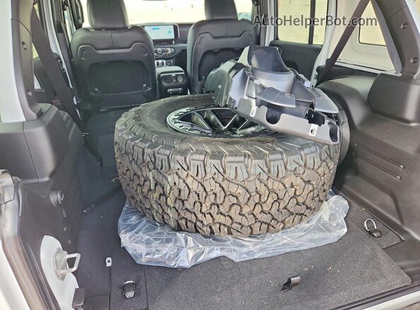 1C4RJXSJ2TW246763 2026 JEEP WRANGLER White ძრავის განყოფილების ხედი