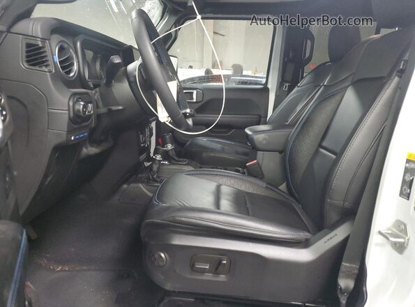 1C4RJXU60RW232880 2024 JEEP WRANGLER Белый Вид салона спереди