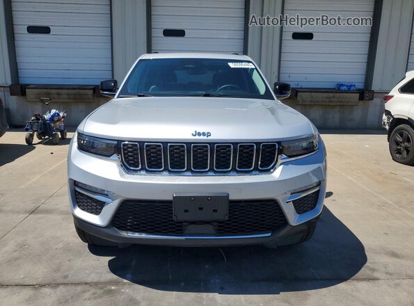 1C4RJYB68PC649557 2023 JEEP GRAND Серебряный Вид спереди