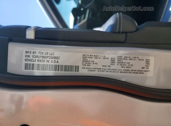 1C4RJYB68PC649557 2023 JEEP GRAND Серебряный Панорамный вид салона 360°