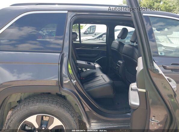 1C4RJYB69RC117009 2024 JEEP GRAND CHEROKEE 4XE Gray Widok naklejki z numerem VIN