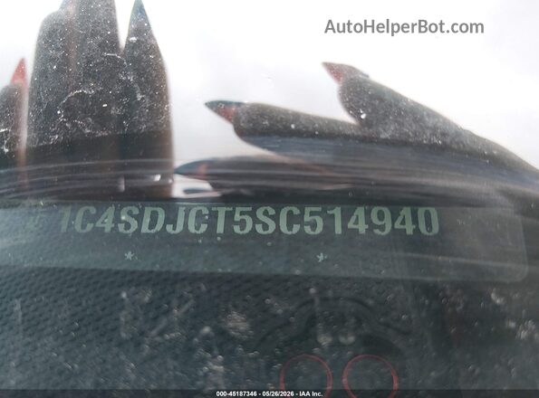 1C4SDJCT5SC514940 2025 DODGE DURANGO Black Vista del compartimento del motor