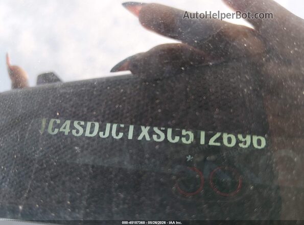 1C4SDJCTXSC512696 2025 DODGE DURANGO Gray Vista del compartimento del motor
