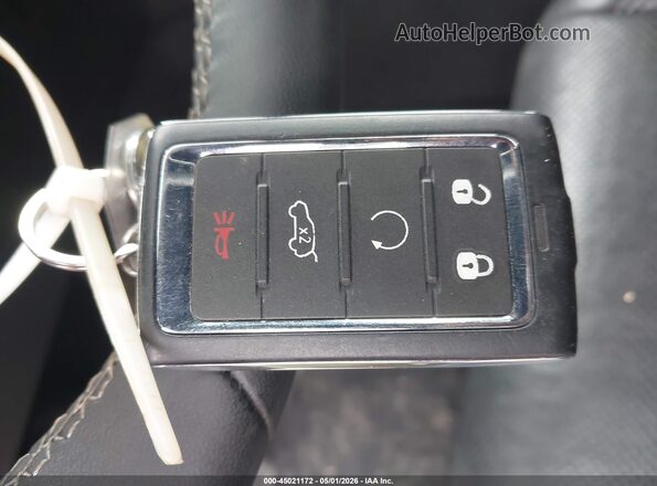1C4SJSBP7RS107477 2024 JEEP WAGONEER L Серебряный Вид панели приборов