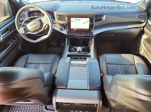 1C4SJVBP6PS559502 2023 JEEP WAGONEER Белый Вид панели приборов