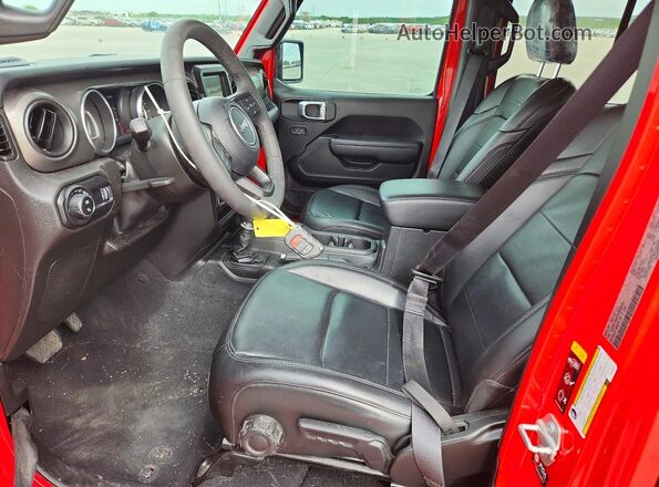 1C6HJTAG3PL553349 2023 JEEP GLADIATOR Red წინა სალონის ხედი