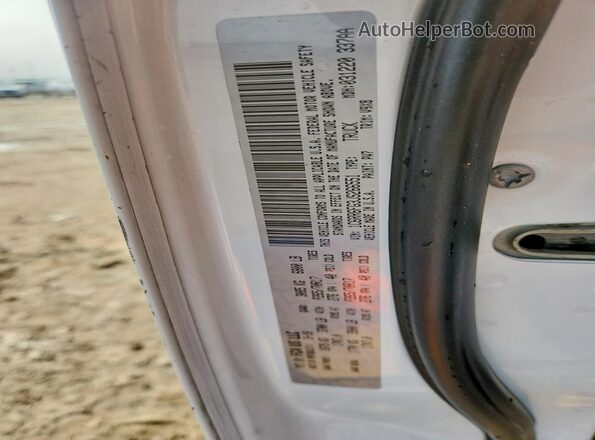 1C6RR6FG3JS266551 2018 RAM 1500 White Engine compartment view