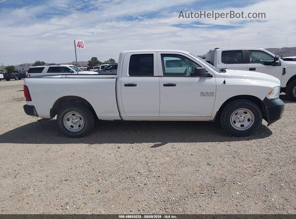 1C6RR6FG9JS322296 2018 RAM 1500 White Vista interior trasera