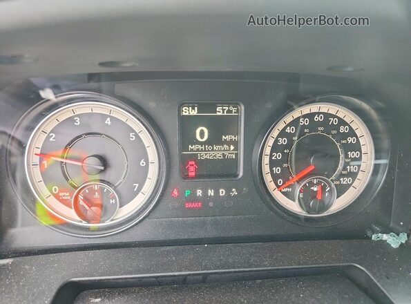 1C6RR6FT2GS216228 2016 RAM 1500 Серебряный Вид щитка приборов