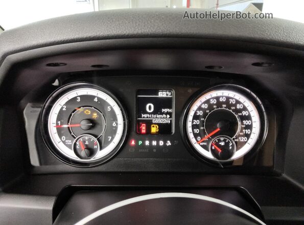 1C6RR6FT6KS722833 2019 RAM 1500 Белый 